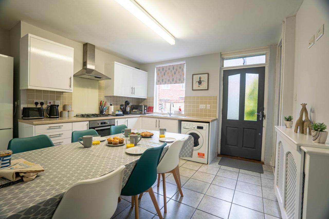 The Becket - Three Bedroom City Centre House With Parking Canterbury Kültér fotó