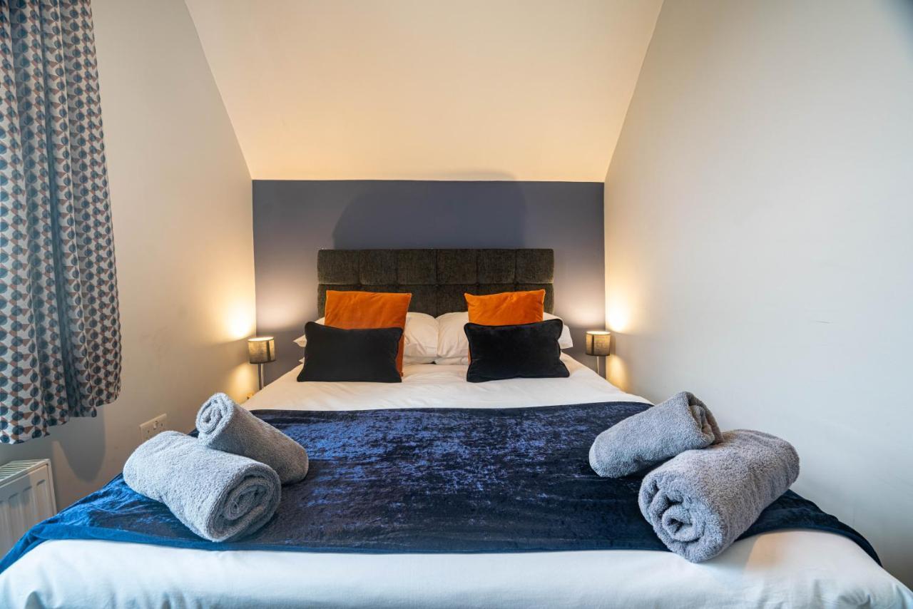 The Becket - Three Bedroom City Centre House With Parking Canterbury Kültér fotó