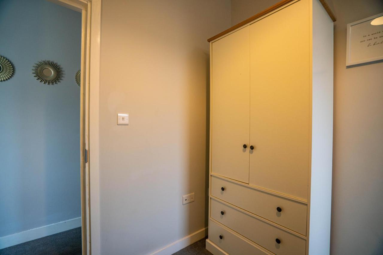 The Becket - Three Bedroom City Centre House With Parking Canterbury Kültér fotó